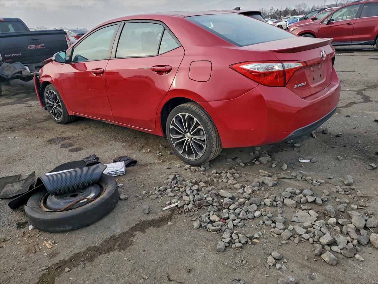 2014 TOYOTA COROLLA L photo 2