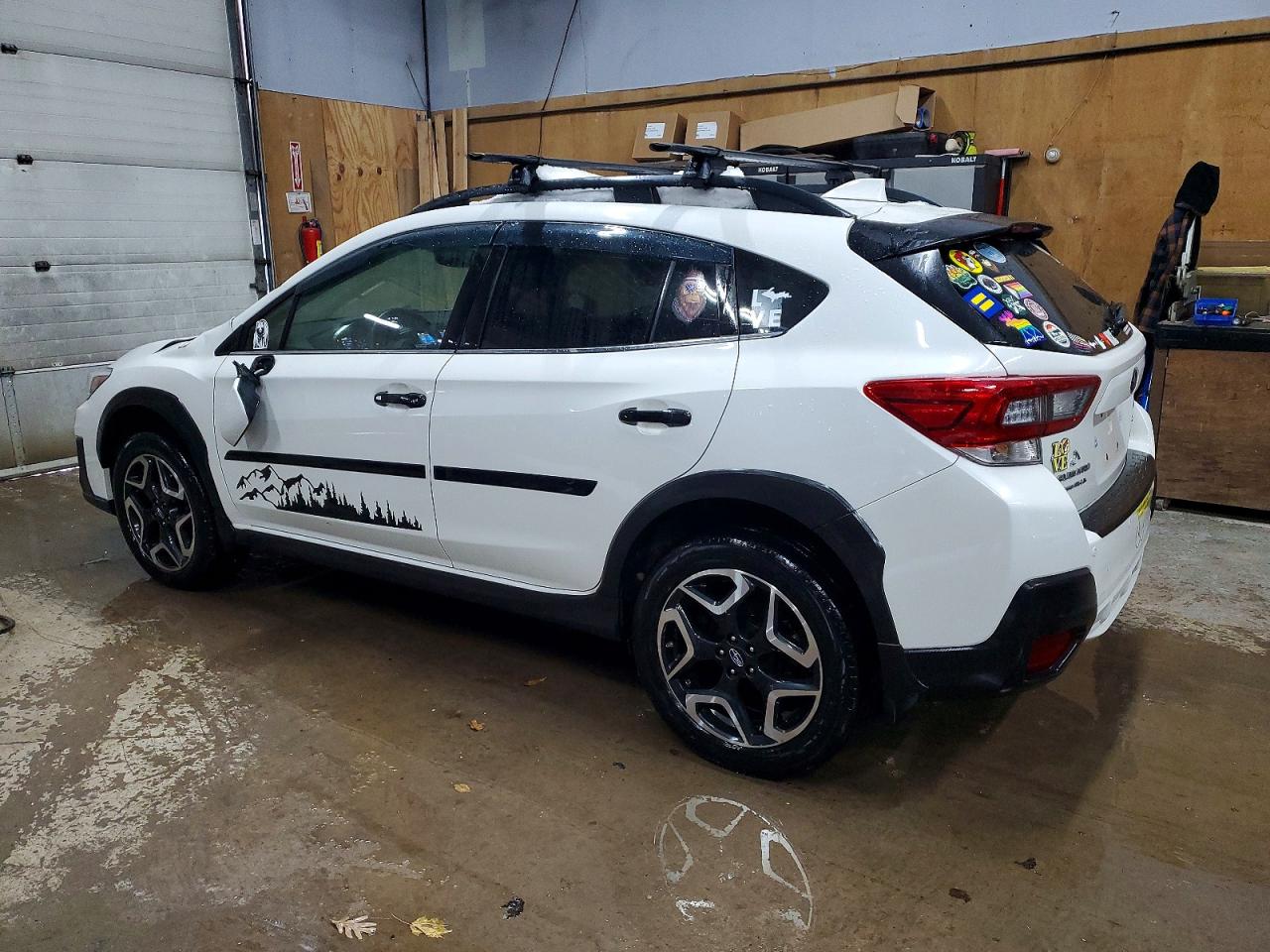 2020 SUBARU CROSSTREK LIMITED photo 2