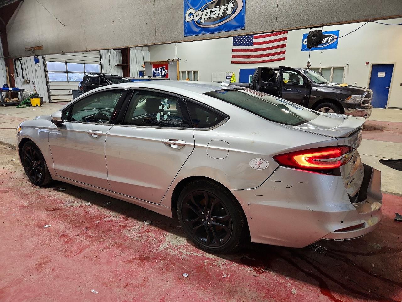 2019 FORD FUSION SE photo 2