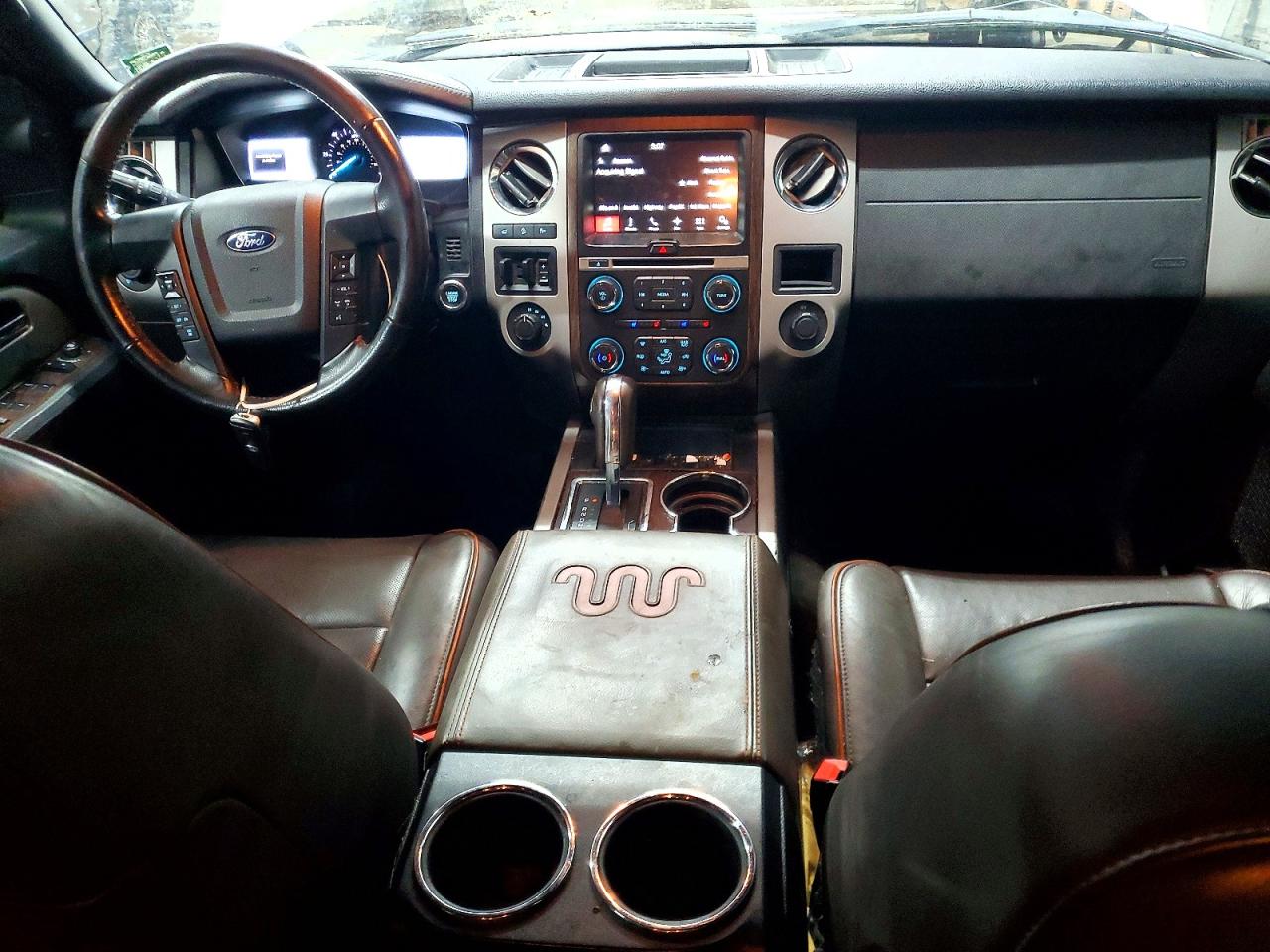 2016 FORD EXPEDITION XLT photo 8