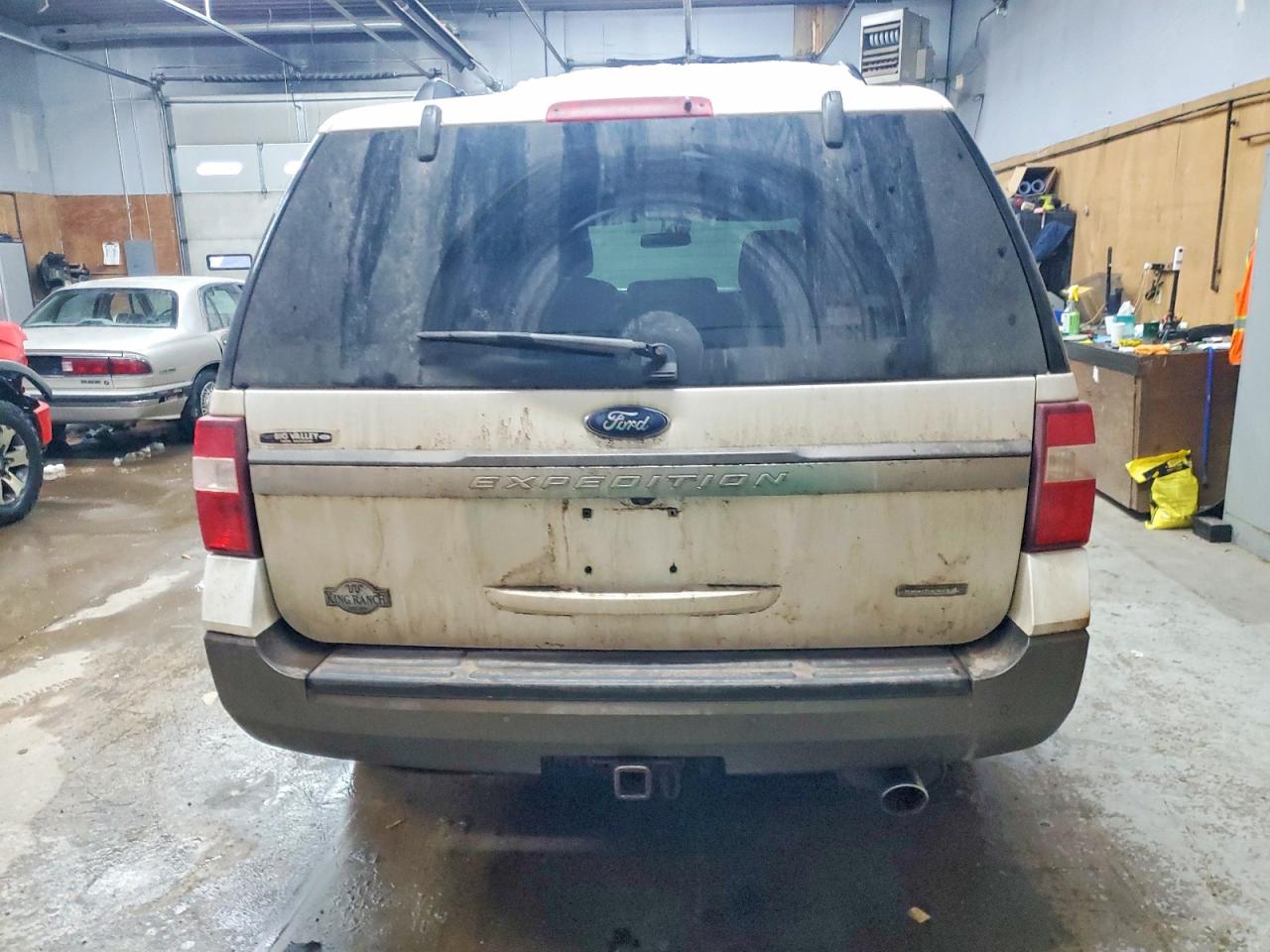 2016 FORD EXPEDITION XLT photo 6