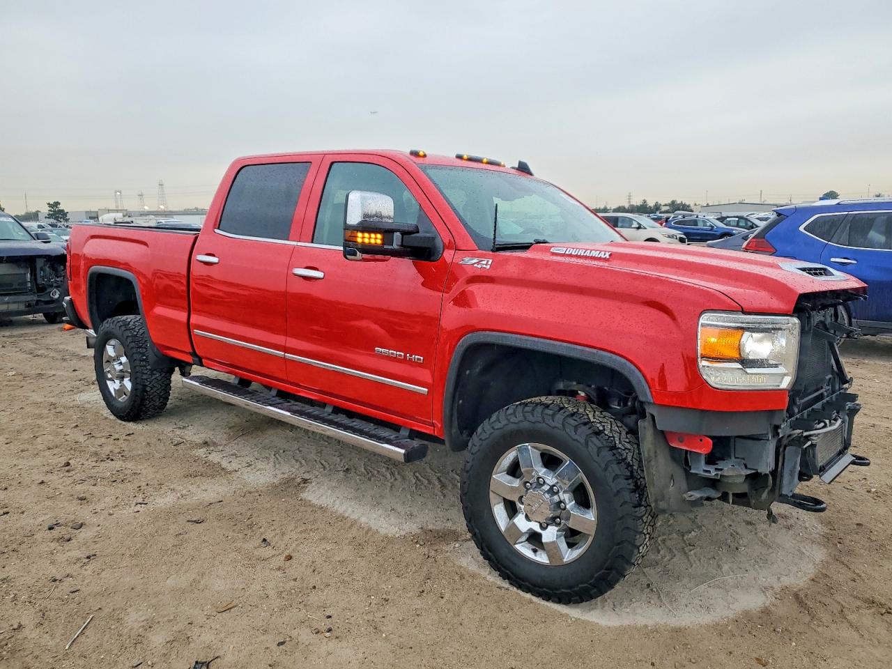 2017 GMC SIERRA K2500 SLT photo 4