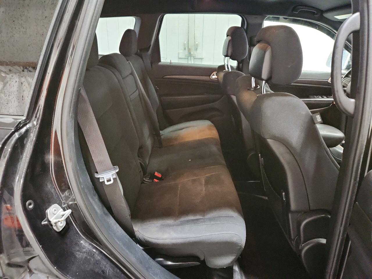 2016 JEEP GRAND CHEROKEE LAREDO photo 11