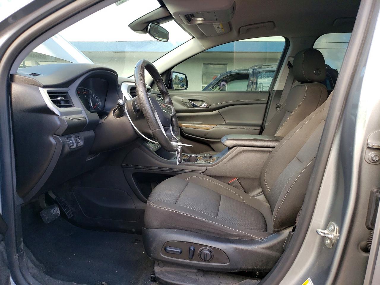 2023 GMC ACADIA SLE photo 7