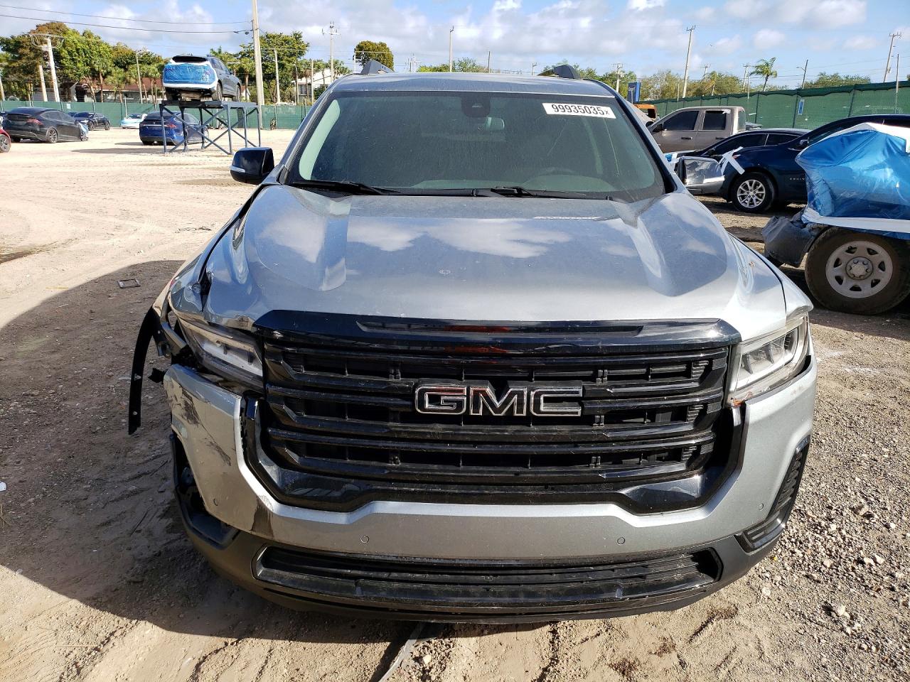 2023 GMC ACADIA SLE photo 5