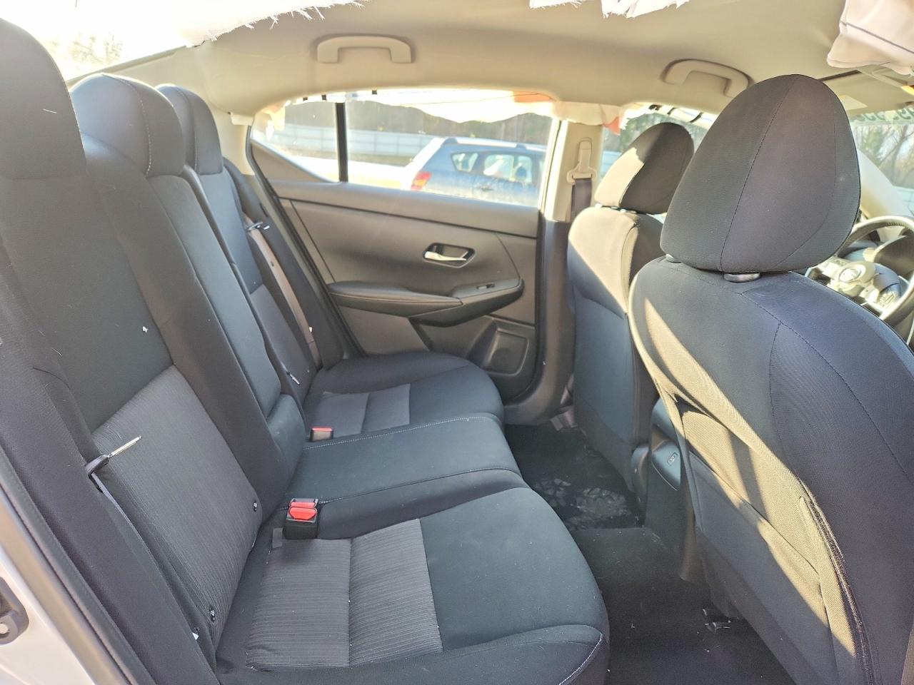2022 NISSAN SENTRA SV photo 10
