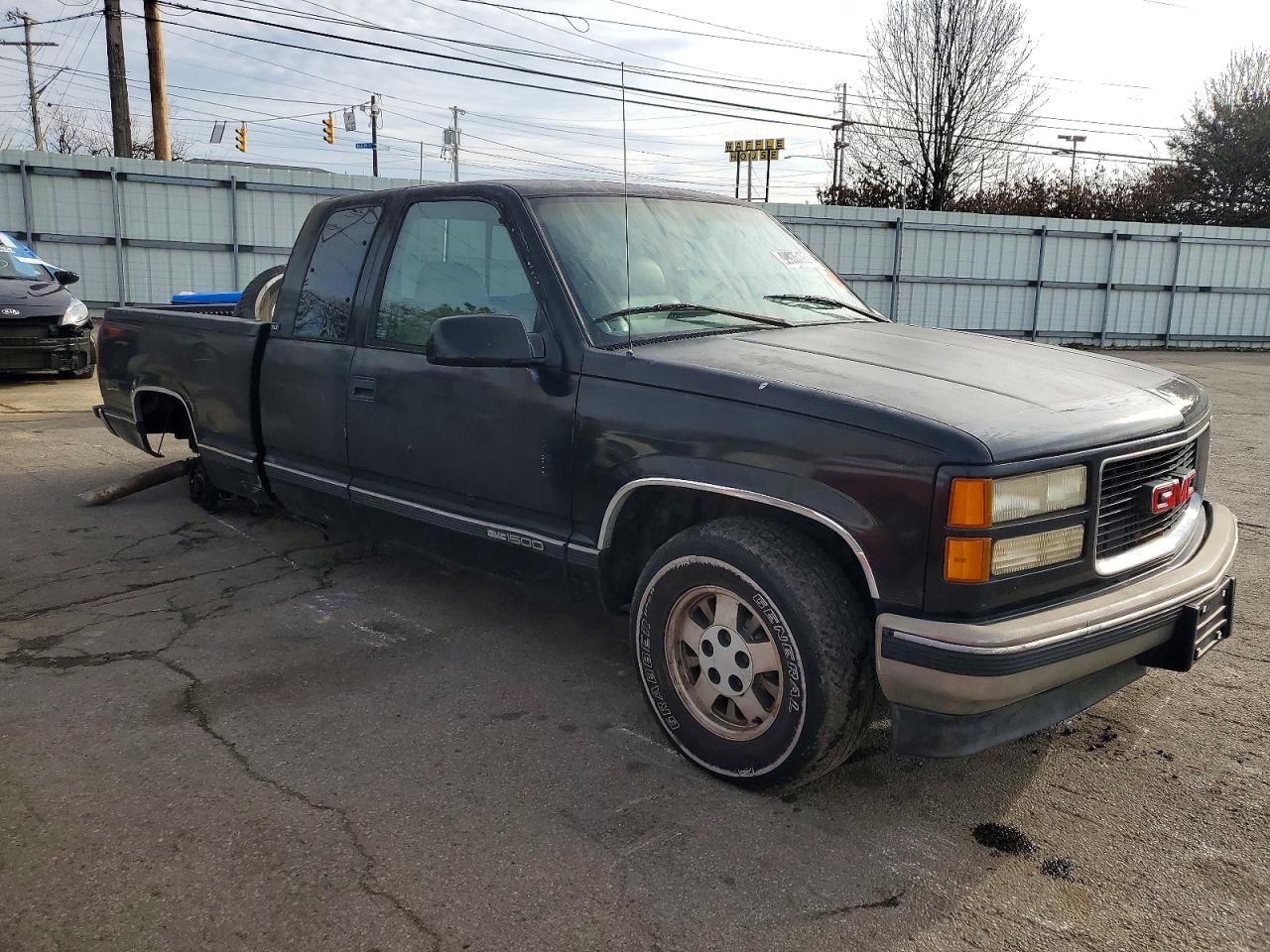 1995 GMC SIERRA photo 4