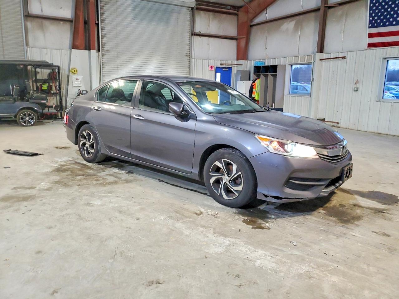 2017 HONDA ACCORD LX photo 4