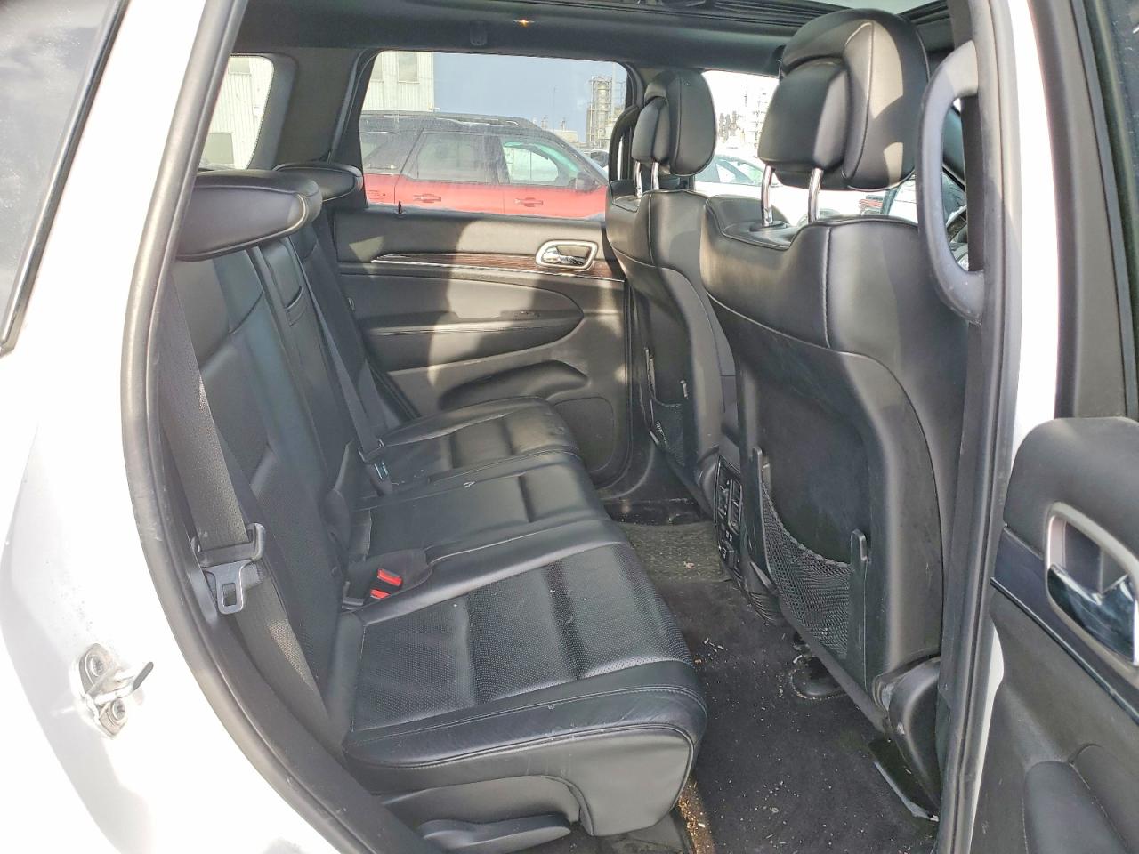 2018 JEEP GRAND CHEROKEE OVERLAND photo 10
