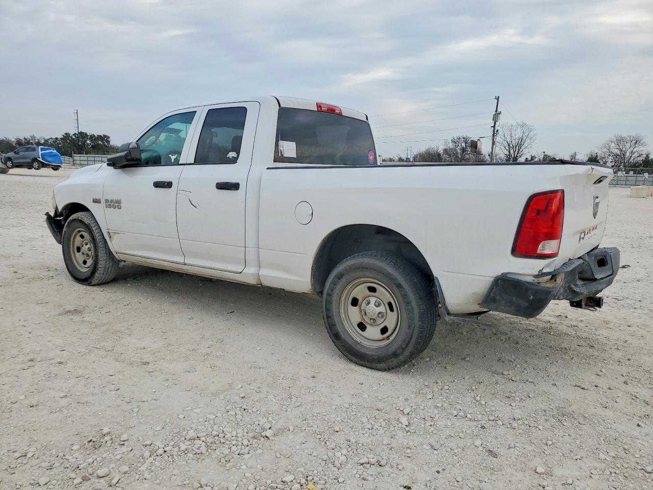 2014 RAM 1500 ST photo 2