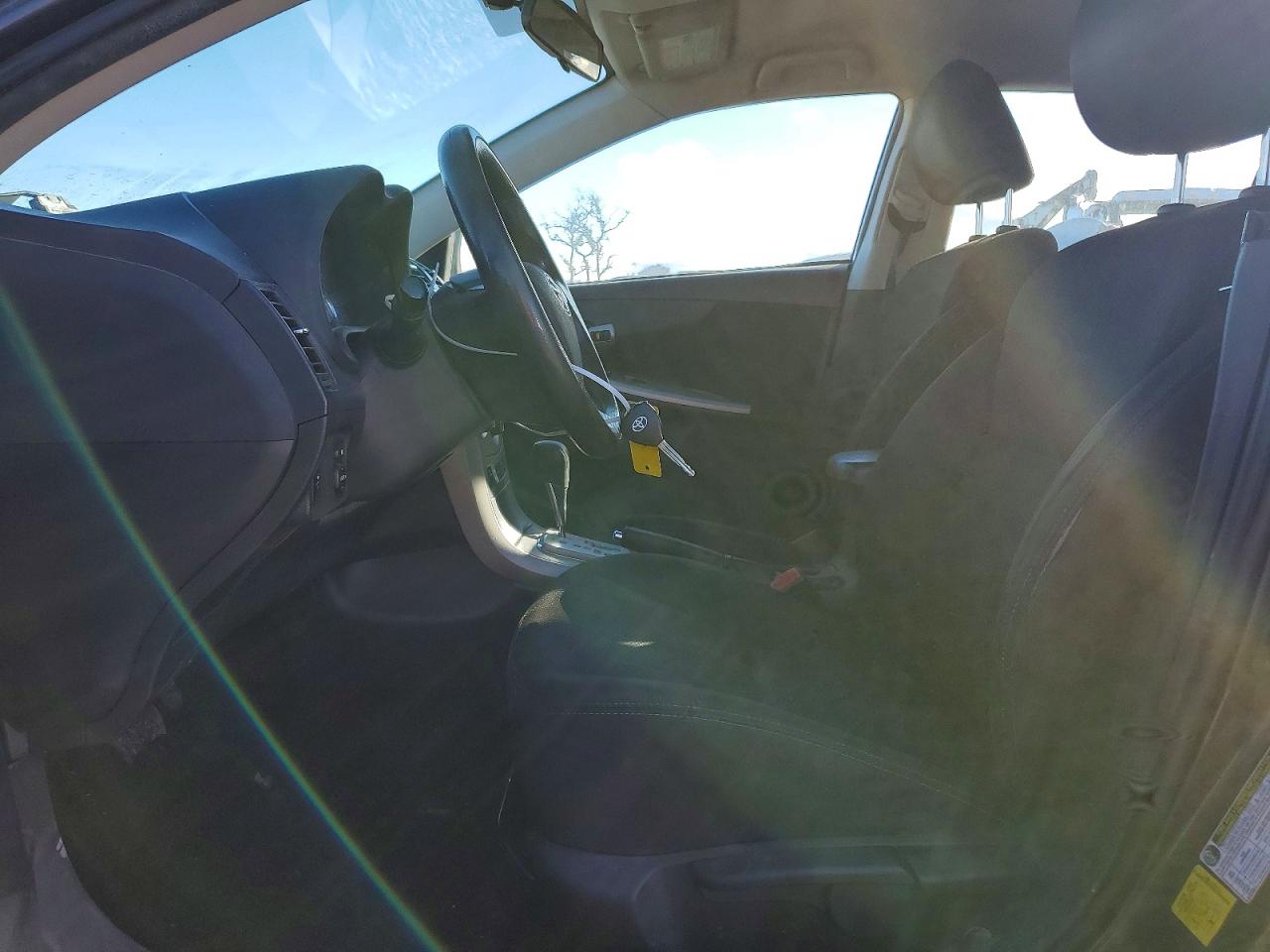 2012 TOYOTA COROLLA BASE photo 7