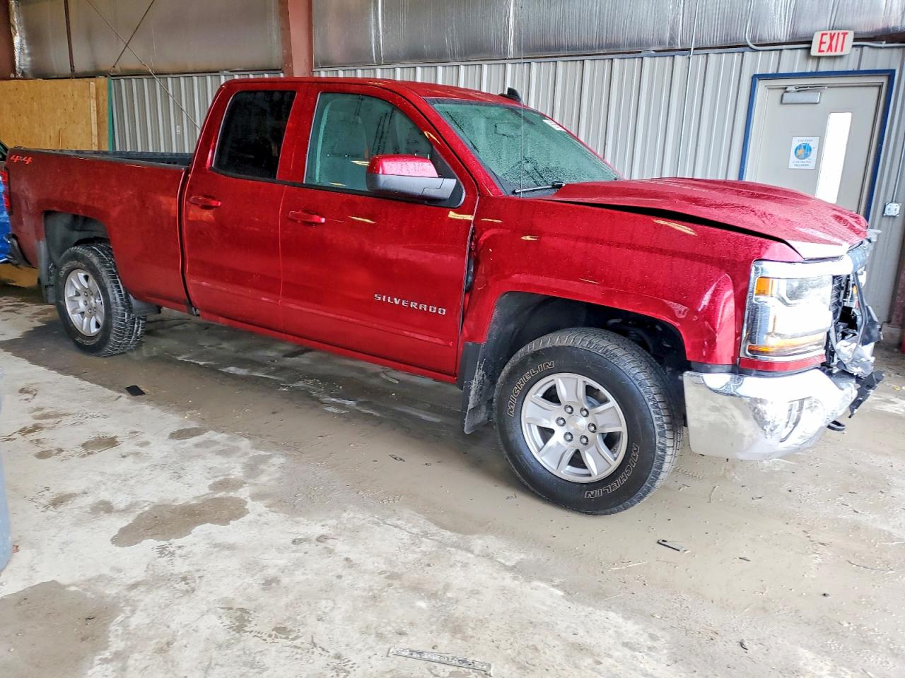 2018 CHEVROLET SILVERADO K1500 LT photo 4