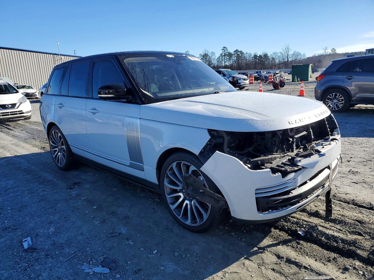 2018 LAND ROVER RANGE ROVER SUPERCHARGED photo 4