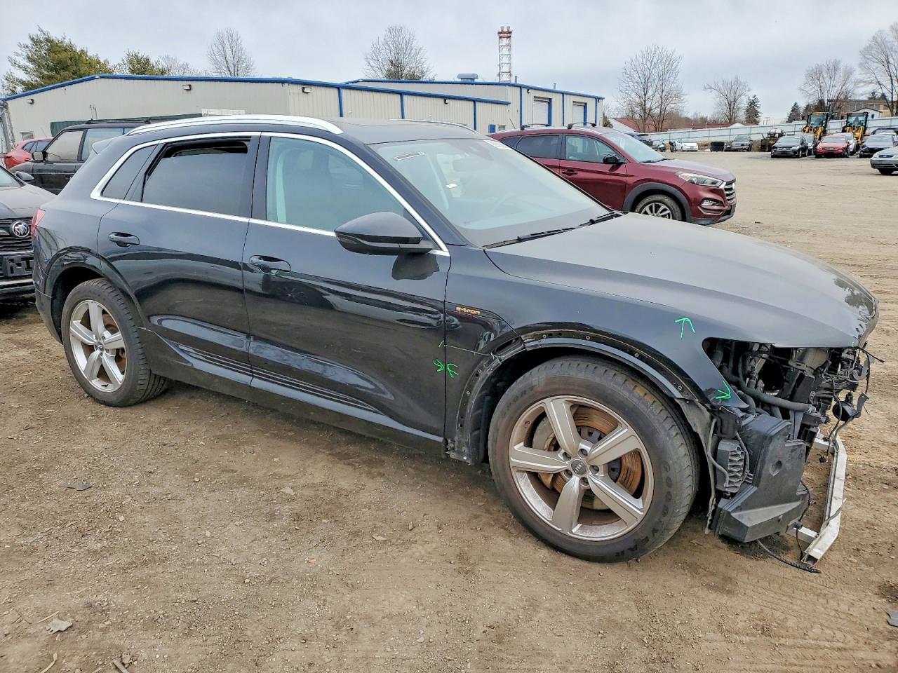 2019 AUDI E-TRON PREMIUM PLUS photo 4