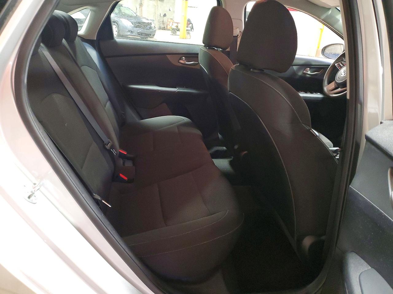2019 KIA FORTE FE photo 10