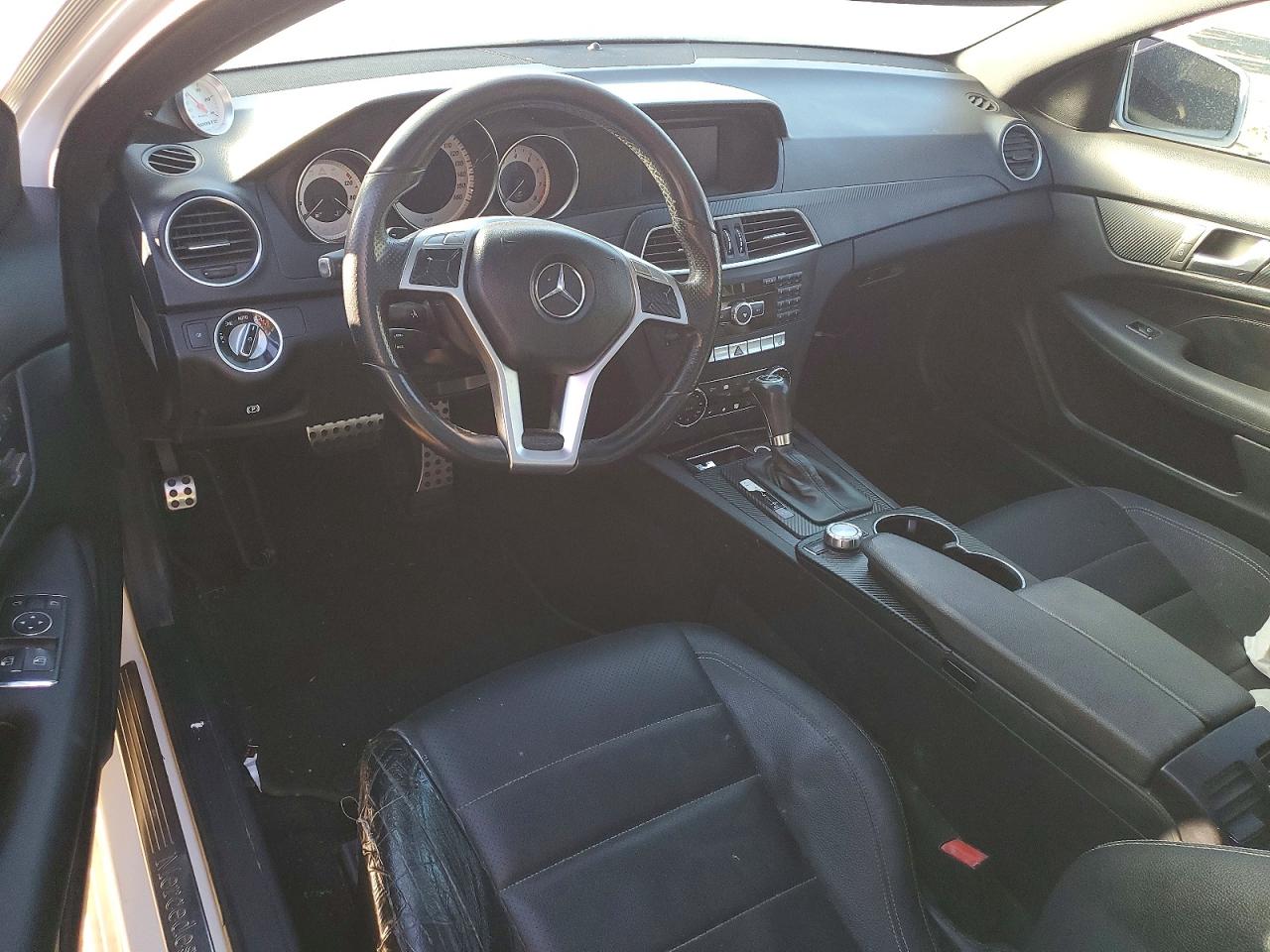 2013 MERCEDES-BENZ C 250 photo 15