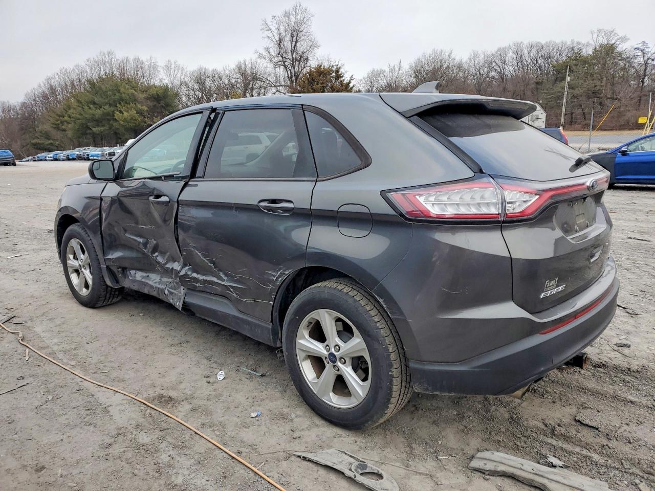 2016 FORD EDGE SE photo 2