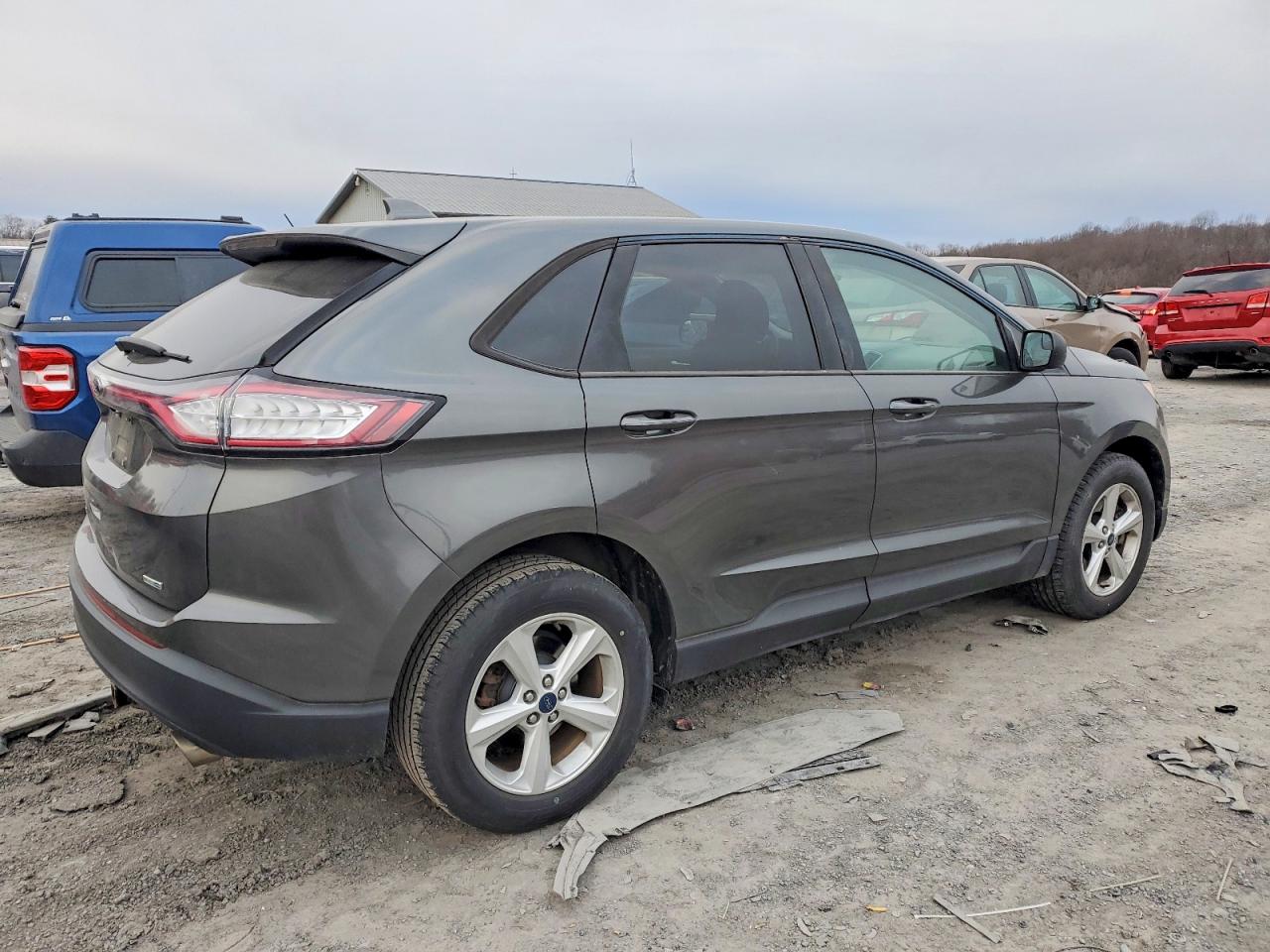 2016 FORD EDGE SE photo 3