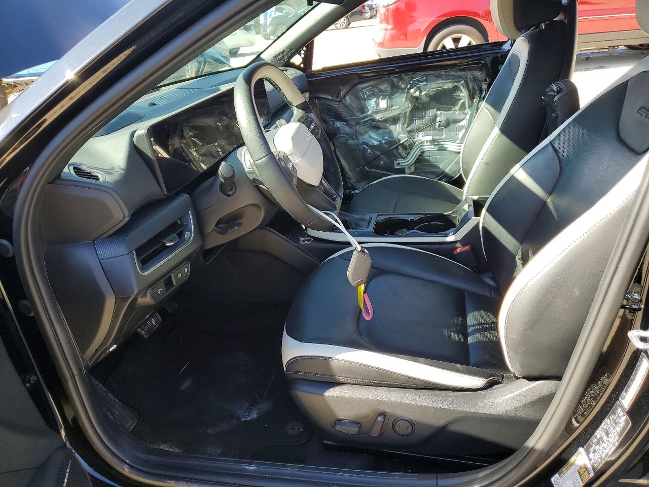 2025 KIA K4 GT LINE photo 7