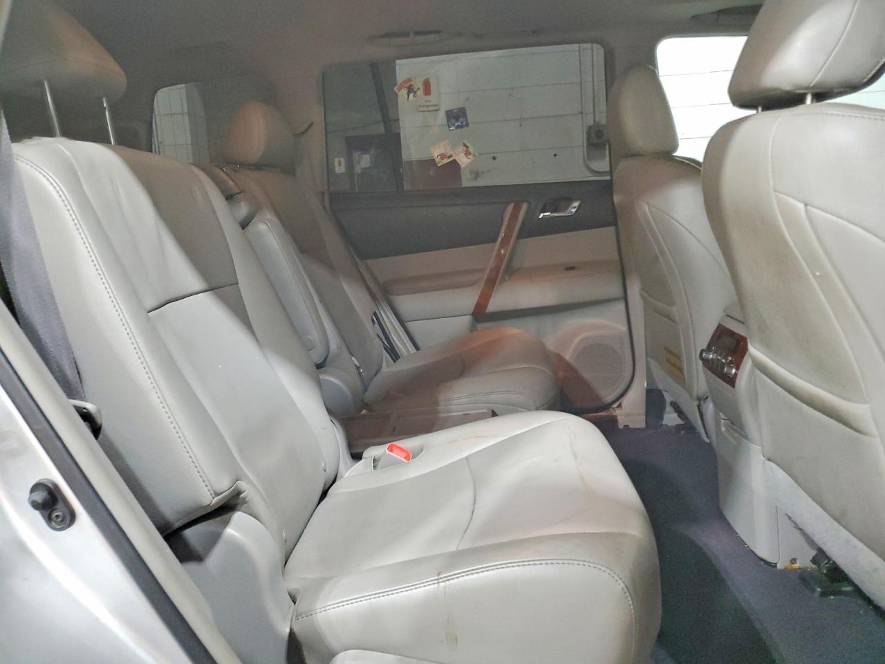 2012 TOYOTA HIGHLANDER LIMITED photo 11