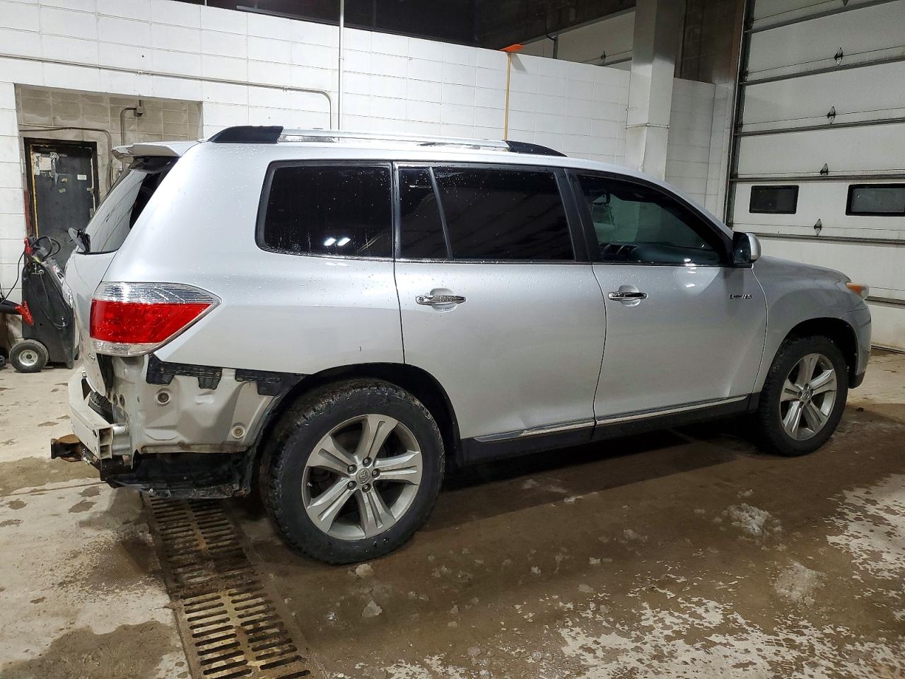 2012 TOYOTA HIGHLANDER LIMITED photo 3