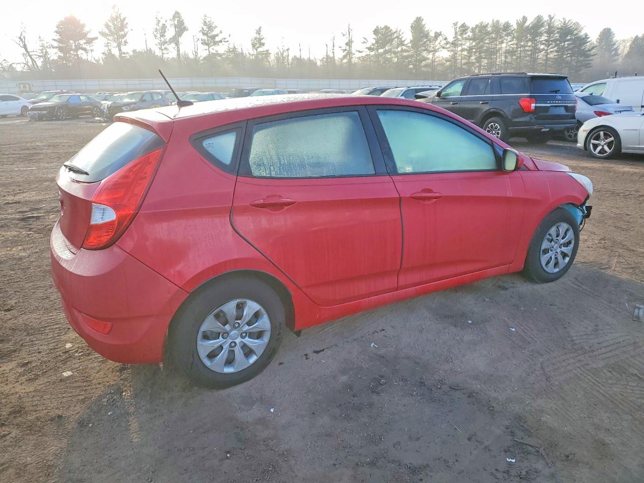 2017 HYUNDAI ACCENT SE photo 3