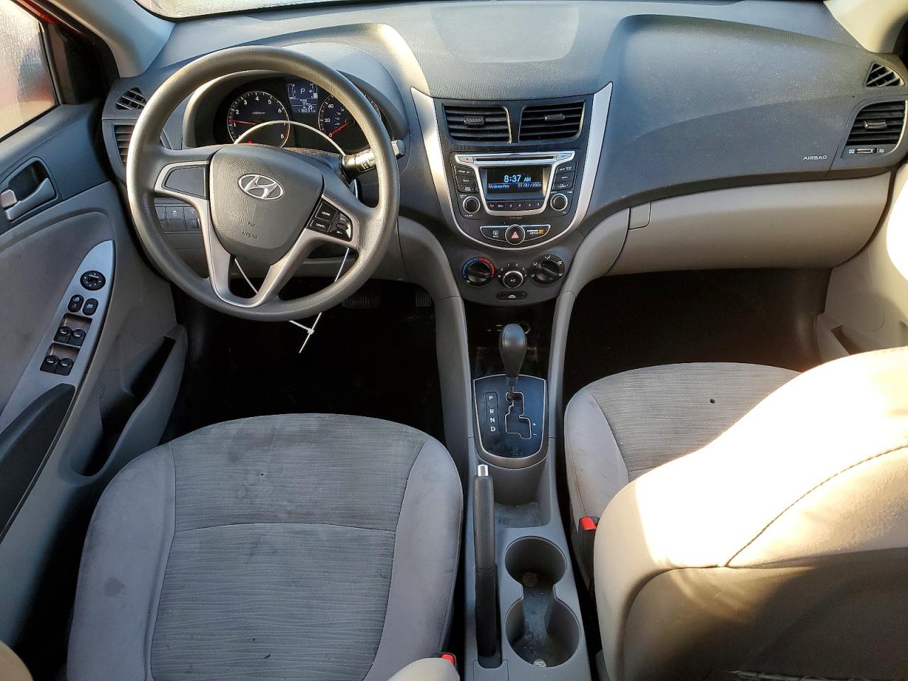 2017 HYUNDAI ACCENT SE photo 8