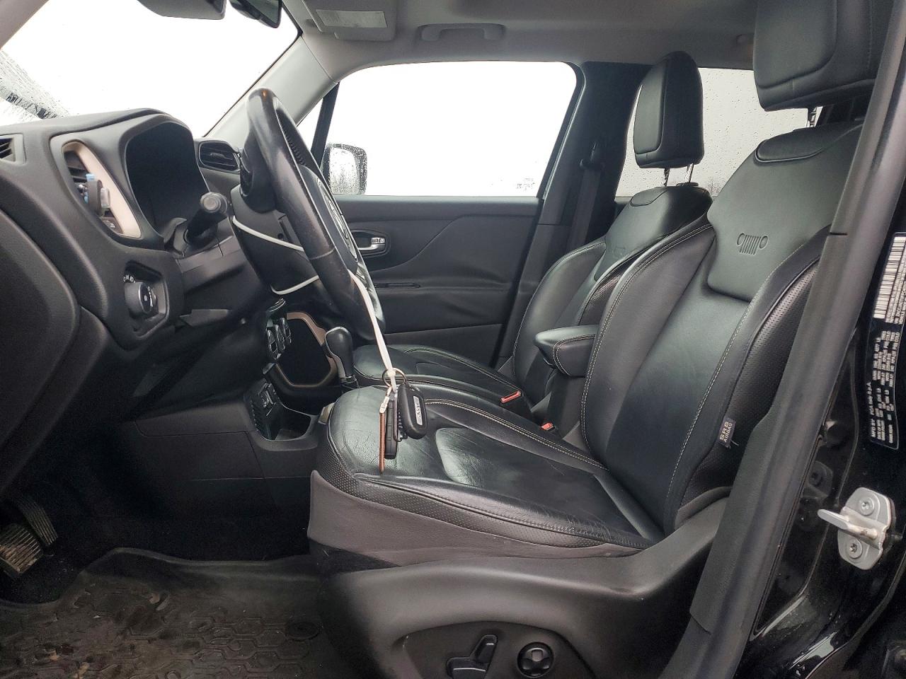 2015 JEEP RENEGADE LIMITED photo 13