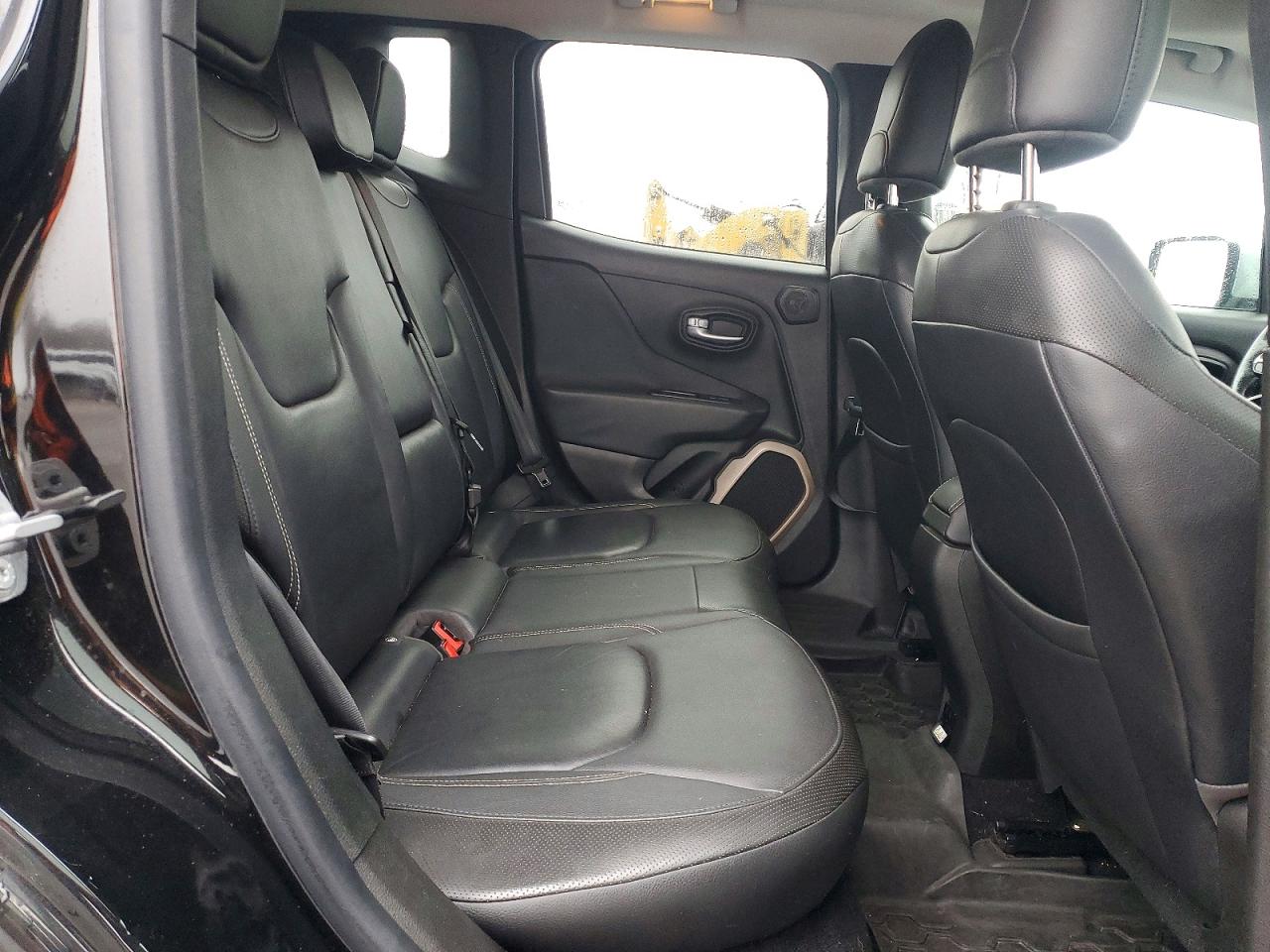 2015 JEEP RENEGADE LIMITED photo 21