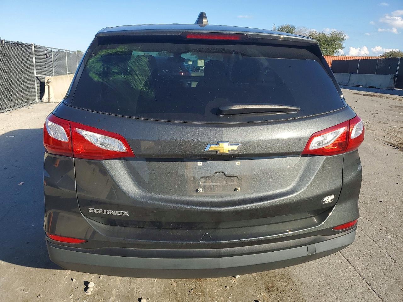 2021 CHEVROLET EQUINOX LS photo 6