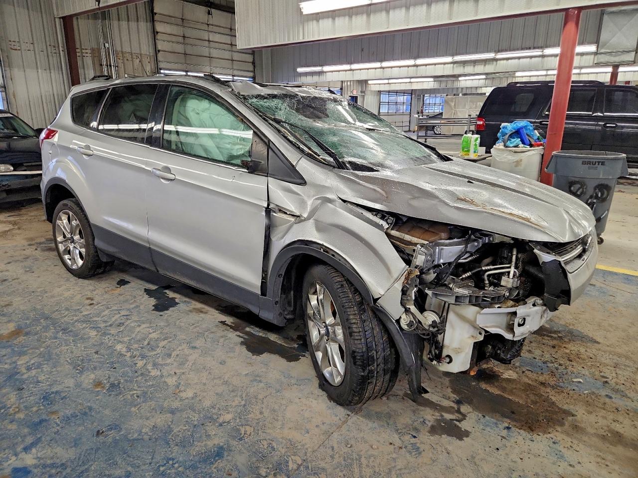 2015 FORD ESCAPE SE photo 4