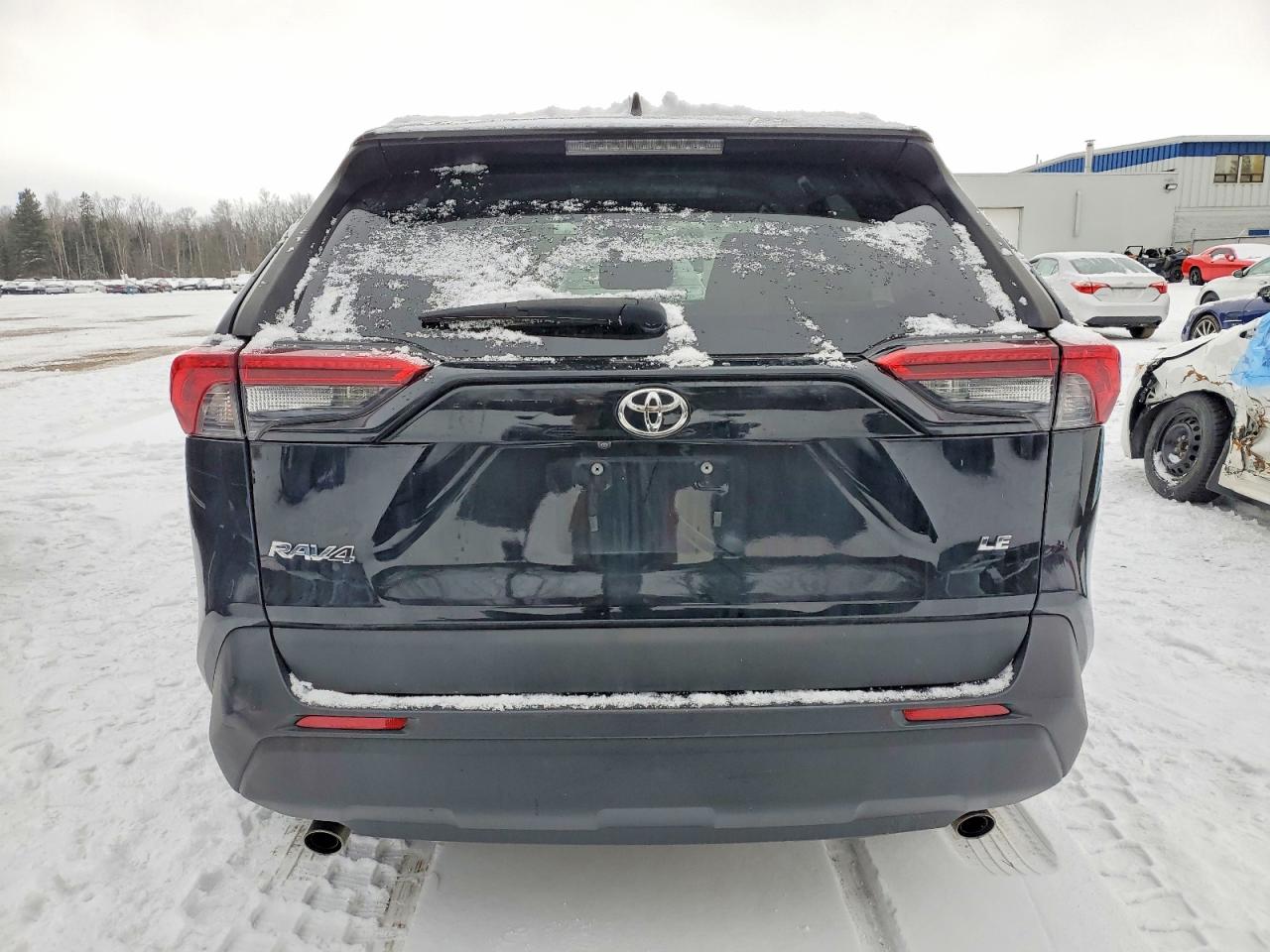 2019 TOYOTA RAV4 LE photo 6