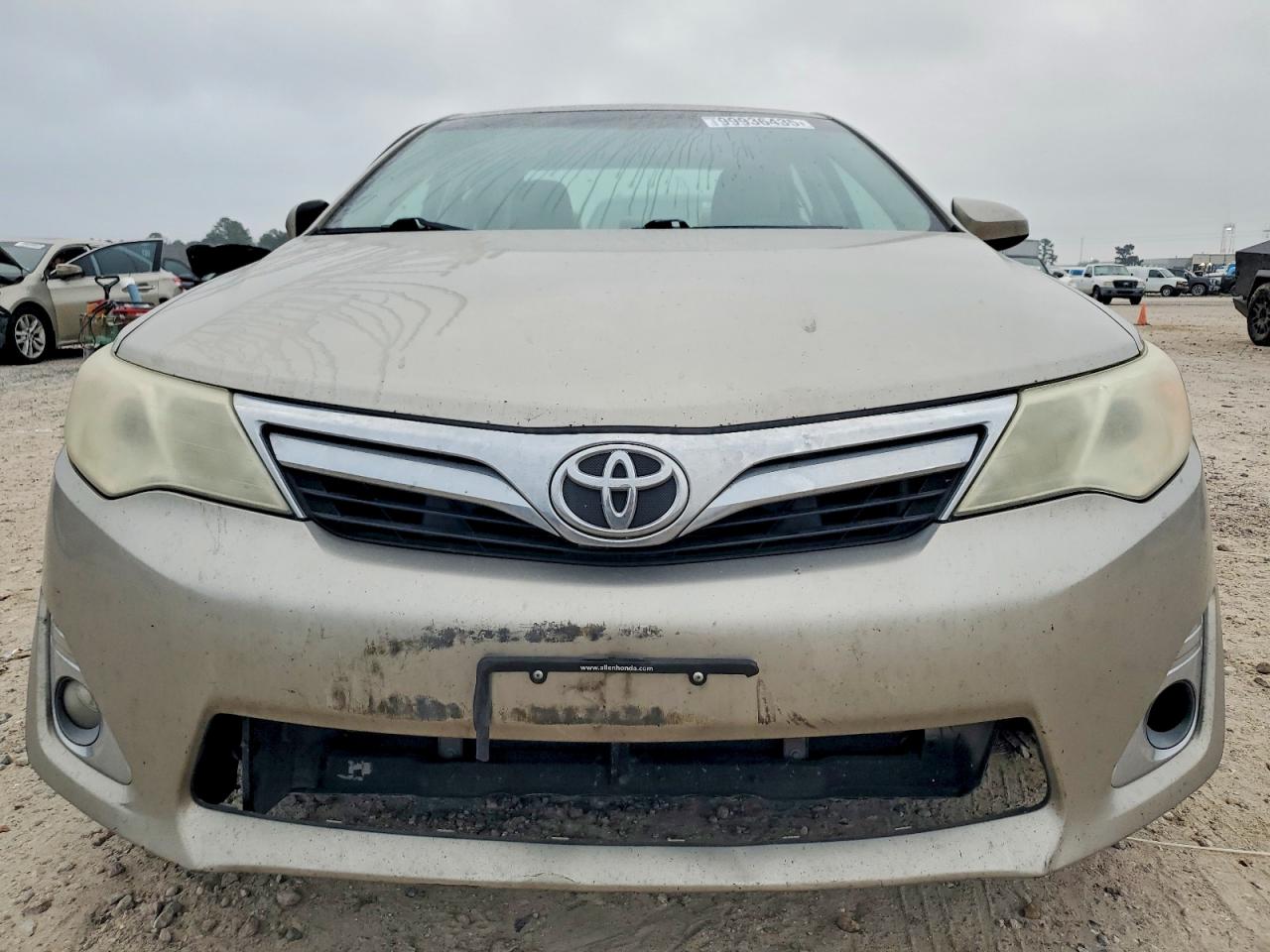 2013 TOYOTA CAMRY L photo 5
