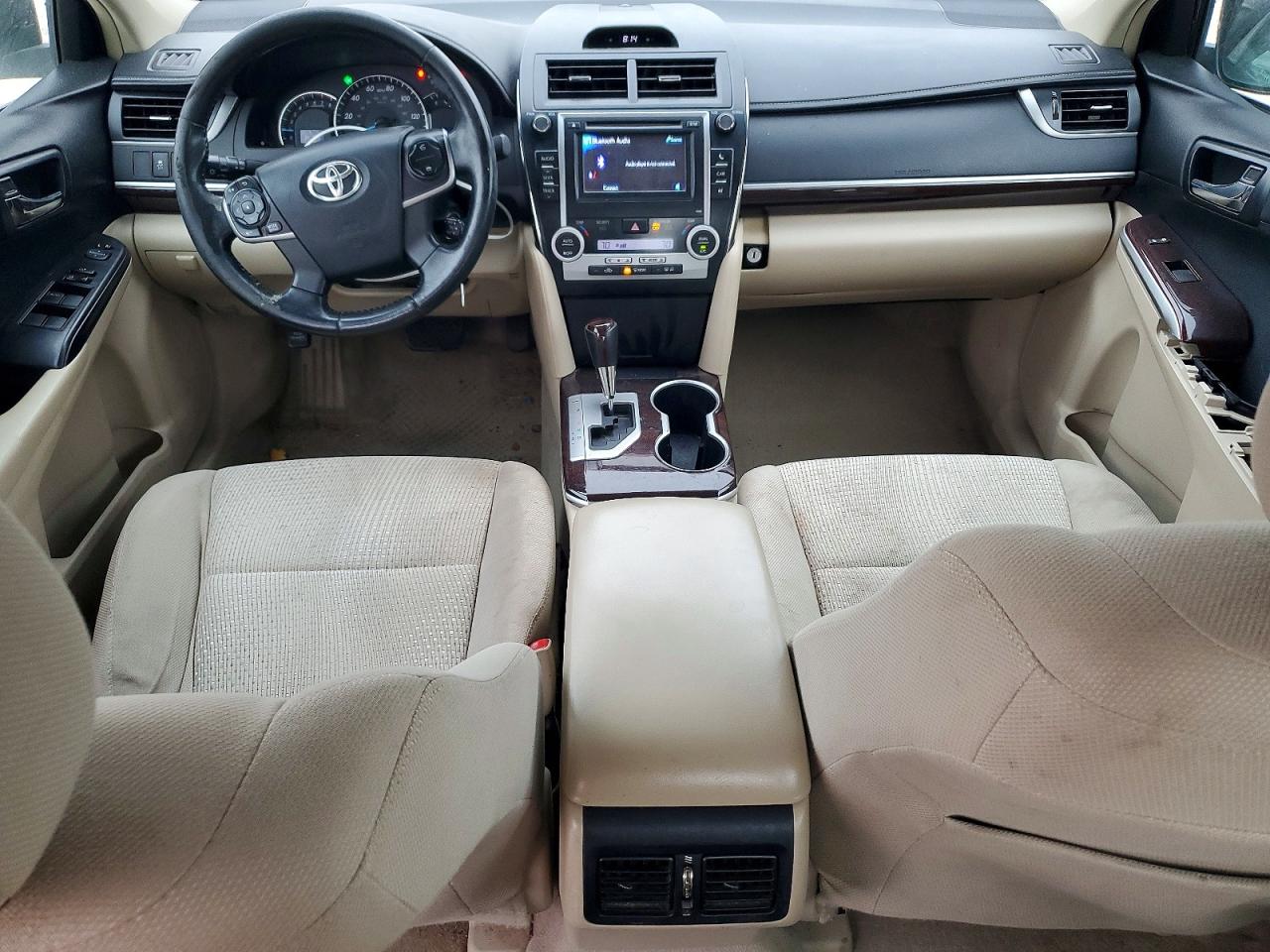 2013 TOYOTA CAMRY L photo 8