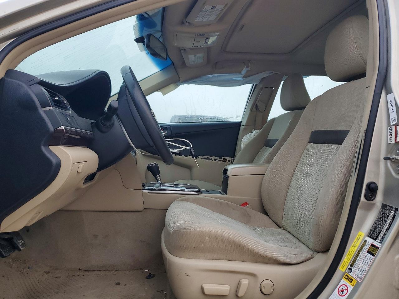2013 TOYOTA CAMRY L photo 7