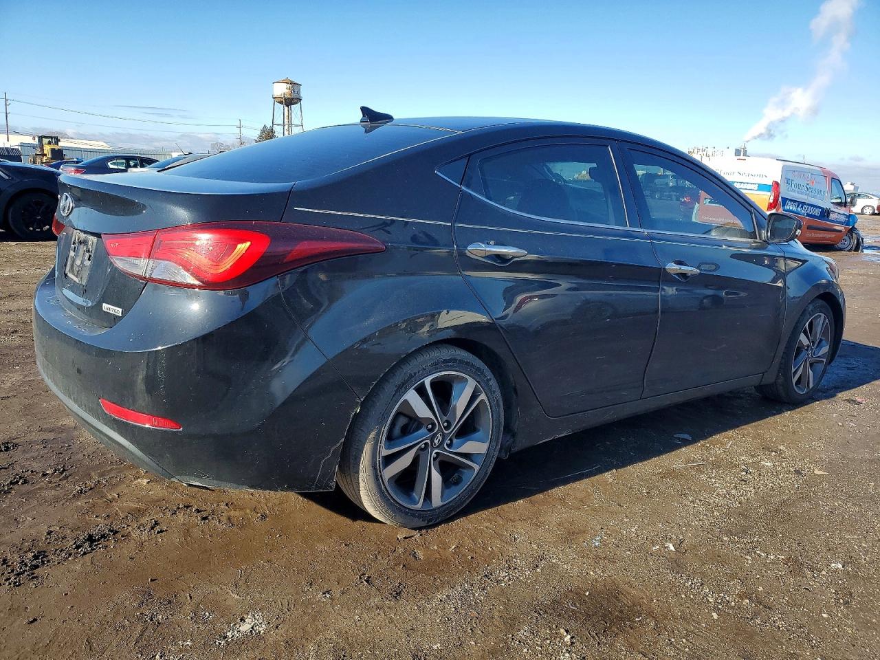 2014 HYUNDAI ELANTRA SE photo 3