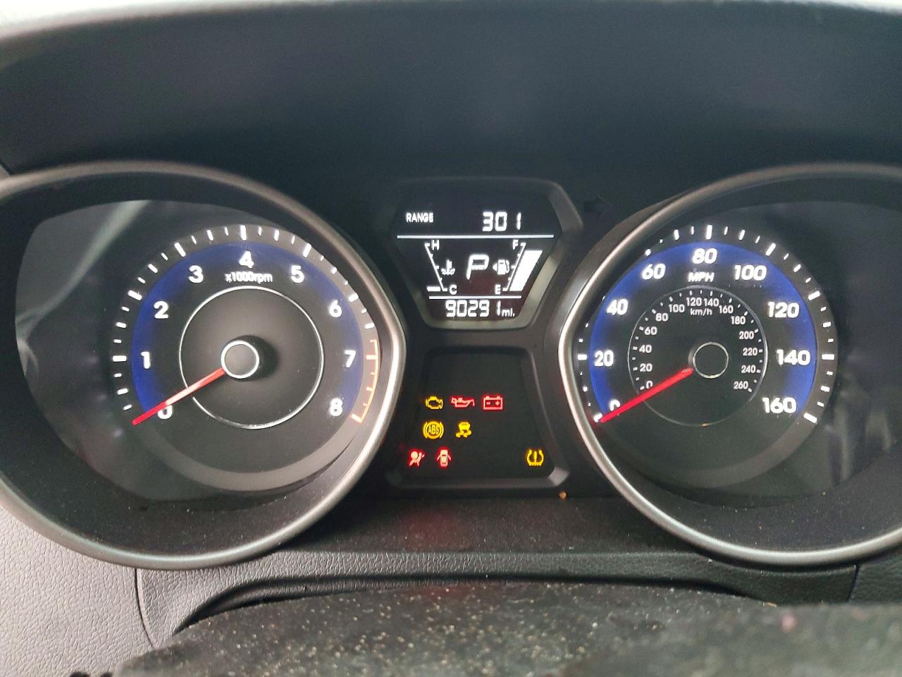 2014 HYUNDAI ELANTRA SE photo 9