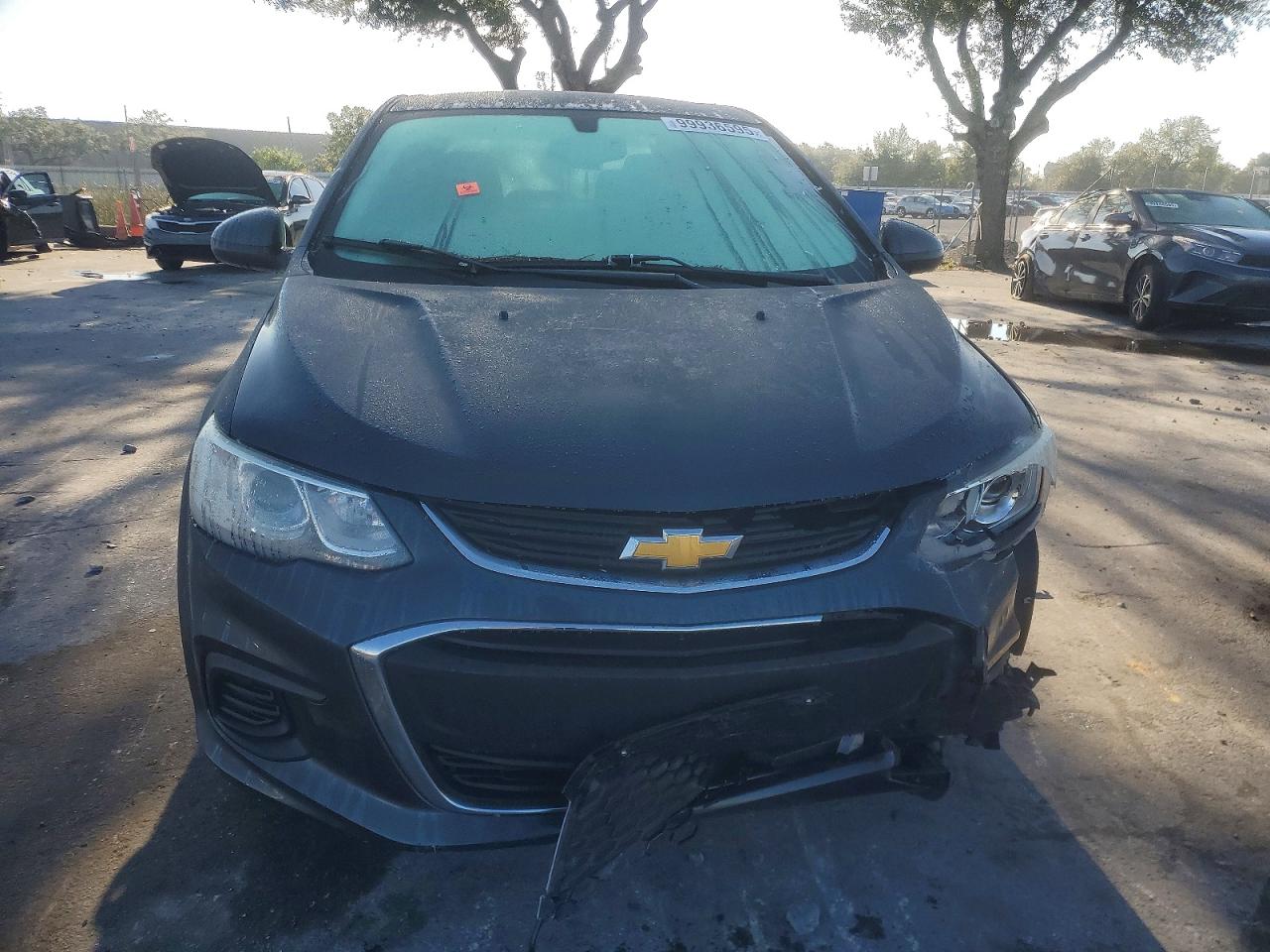 2017 CHEVROLET SONIC LT photo 5