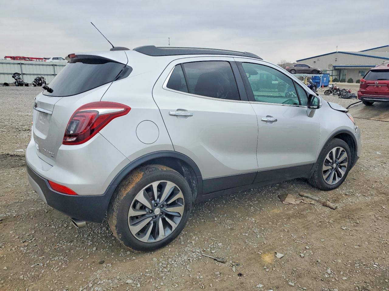 2019 BUICK ENCORE ESSENCE photo 3