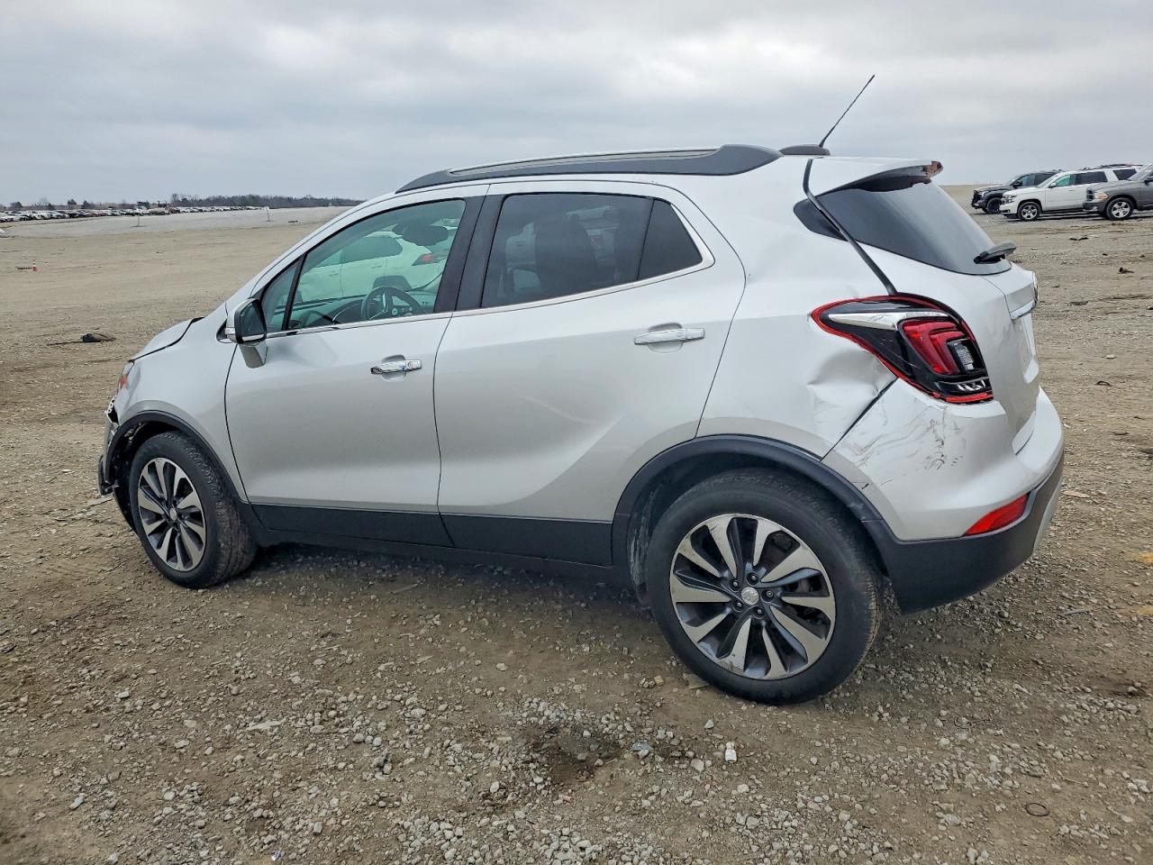 2019 BUICK ENCORE ESSENCE photo 2