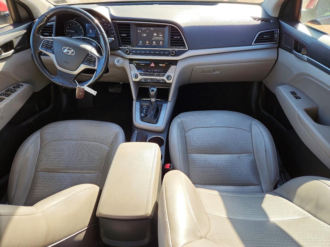 2017 HYUNDAI ELANTRA SE photo 15