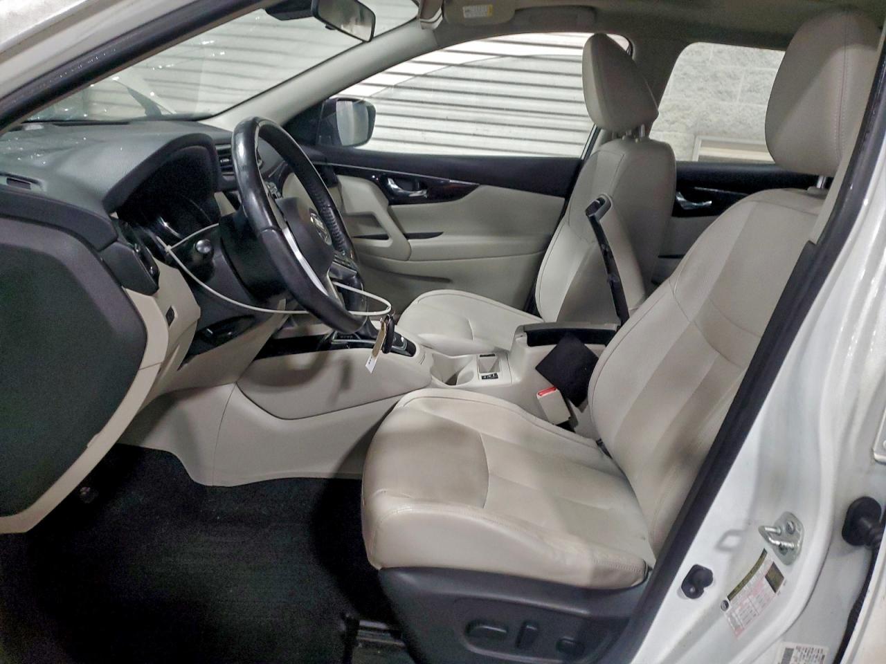 2018 NISSAN ROGUE SPORT S photo 7