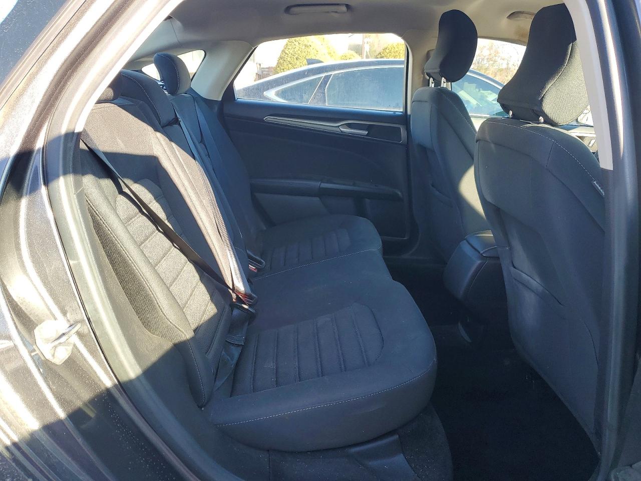 2018 FORD FUSION SE photo 10