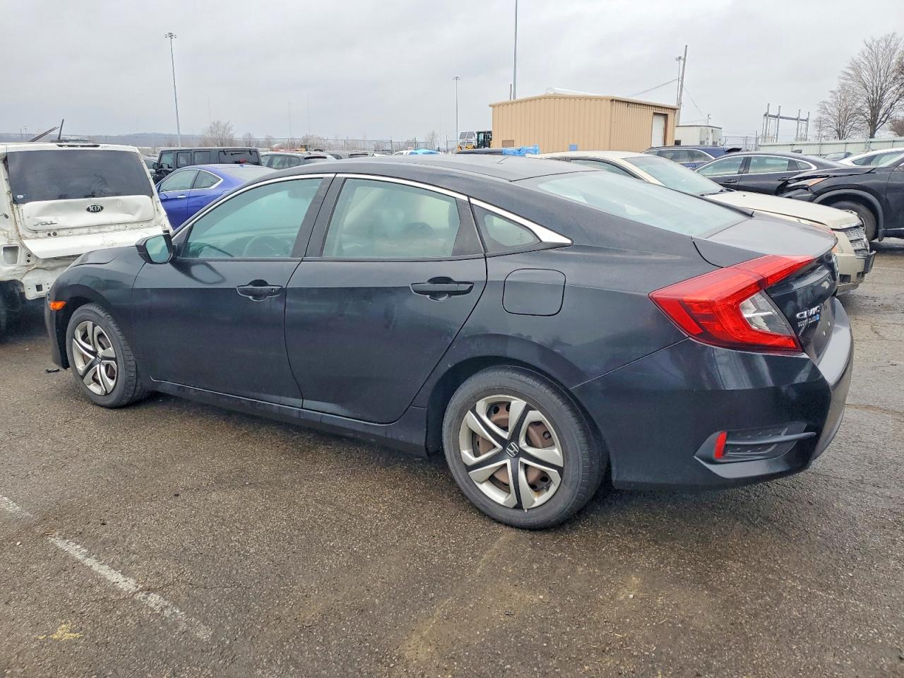 2016 HONDA CIVIC LX photo 2