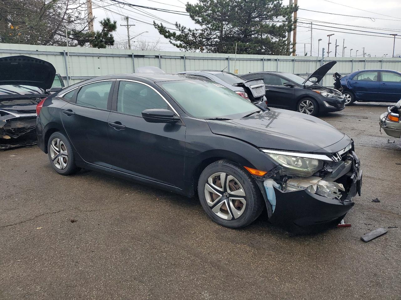 2016 HONDA CIVIC LX photo 4