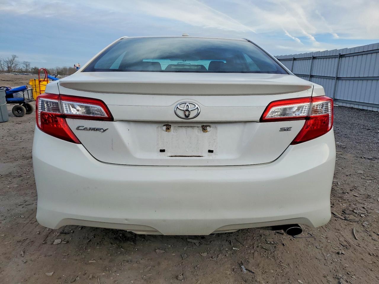 2012 TOYOTA CAMRY BASE photo 6