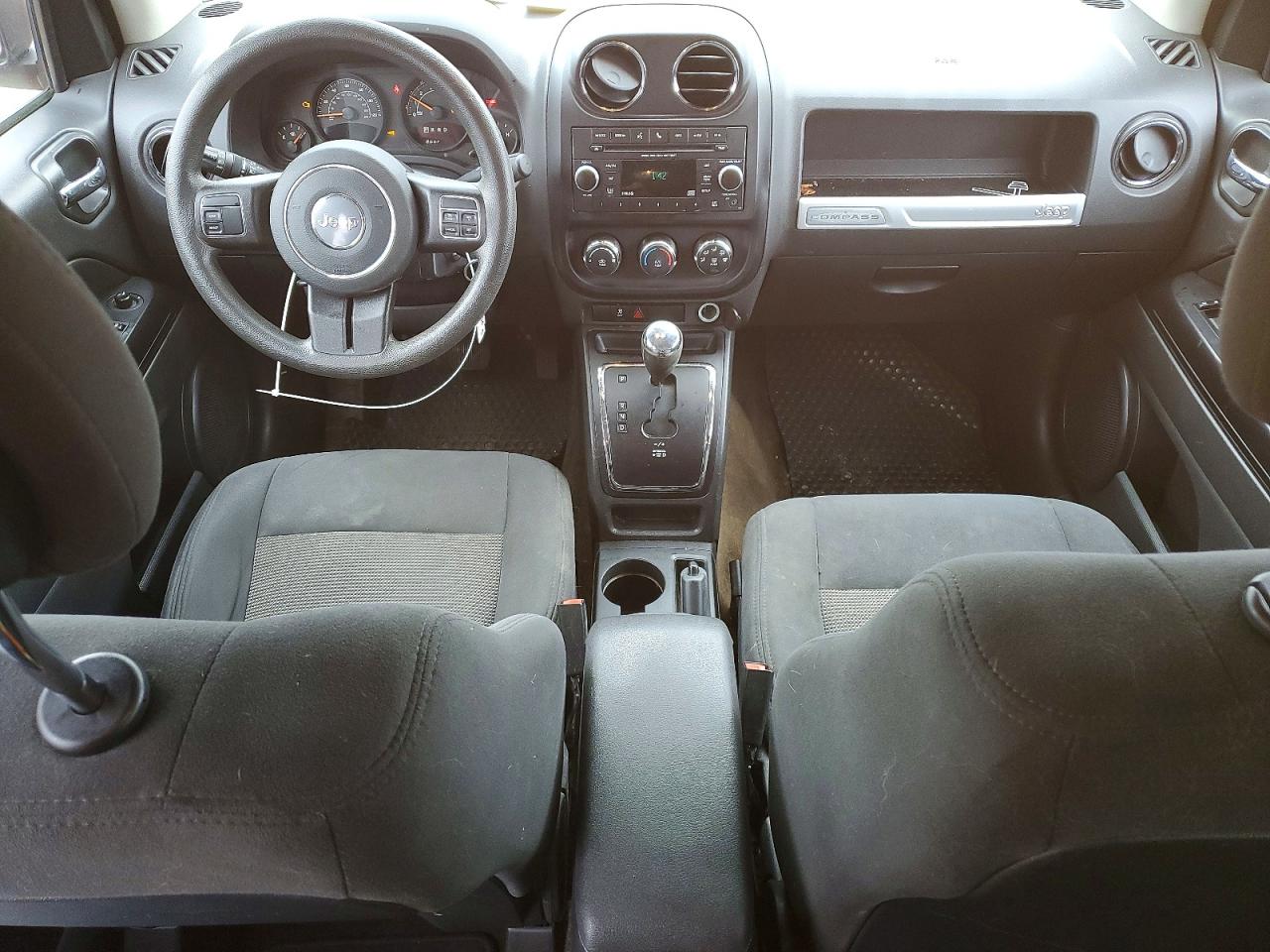 2017 JEEP COMPASS SPORT photo 8