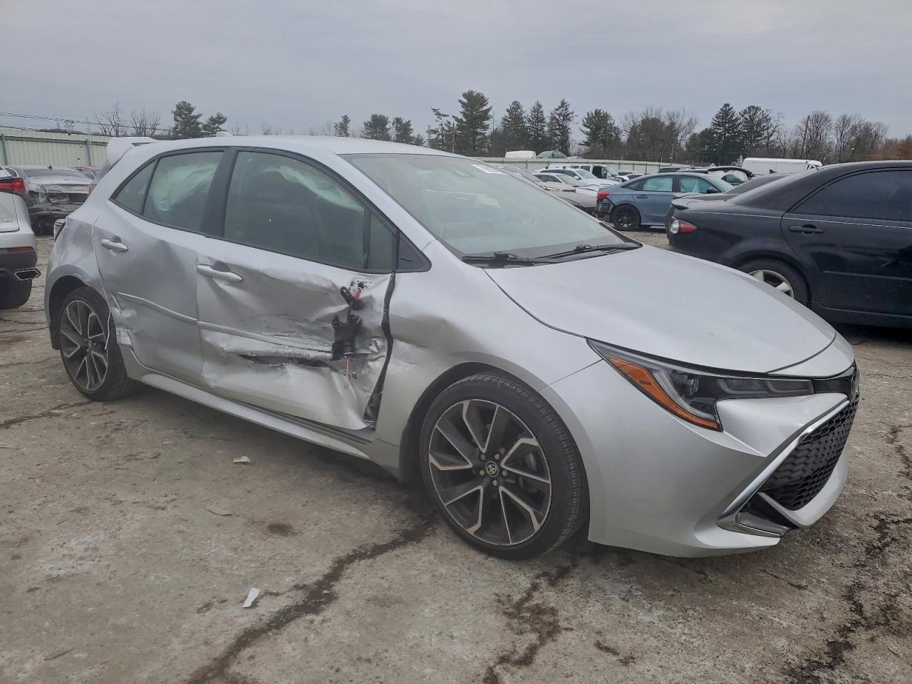 2019 TOYOTA COROLLA SE photo 4