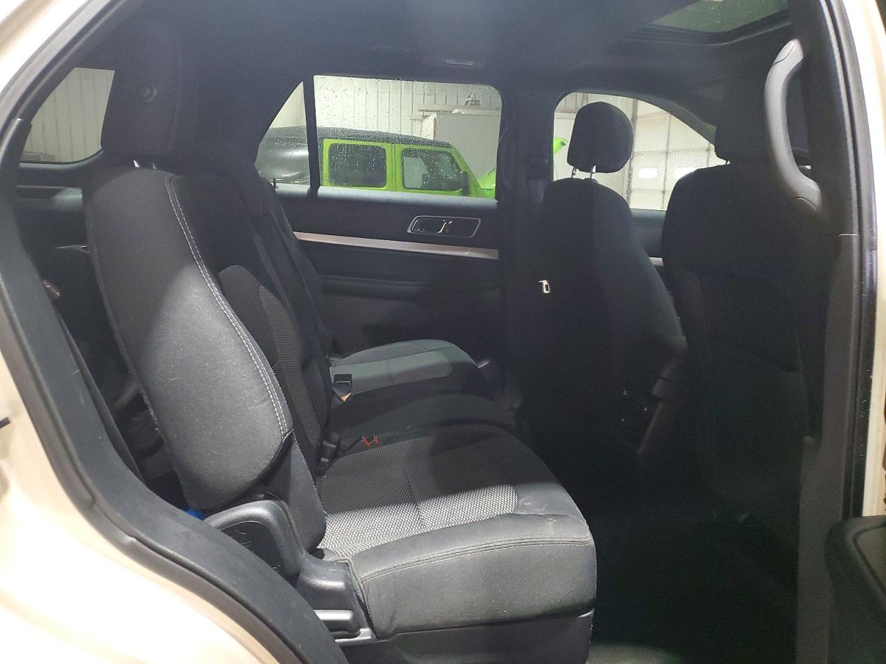 2017 FORD EXPLORER XLT photo 11