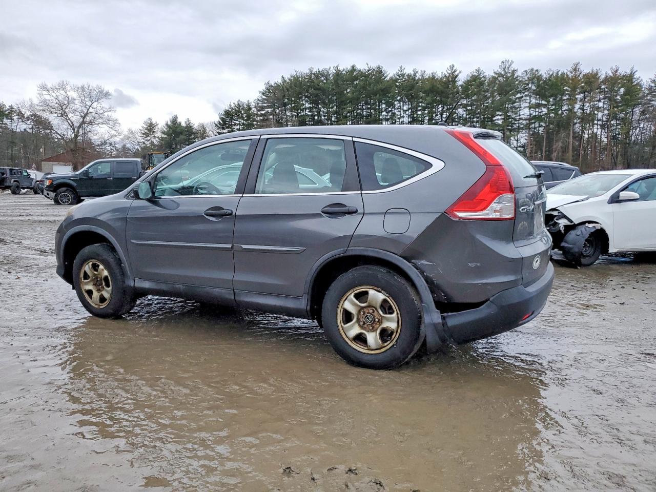 2013 HONDA CR-V LX photo 2